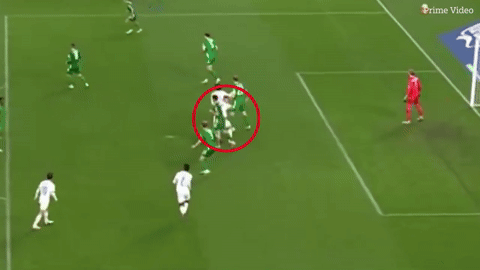 Video: Ronaldo chơi xấu- Ảnh 1.