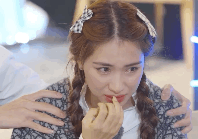 Hòa Minzy rưng rưng, thừa nhận cô đơn- Ảnh 4.