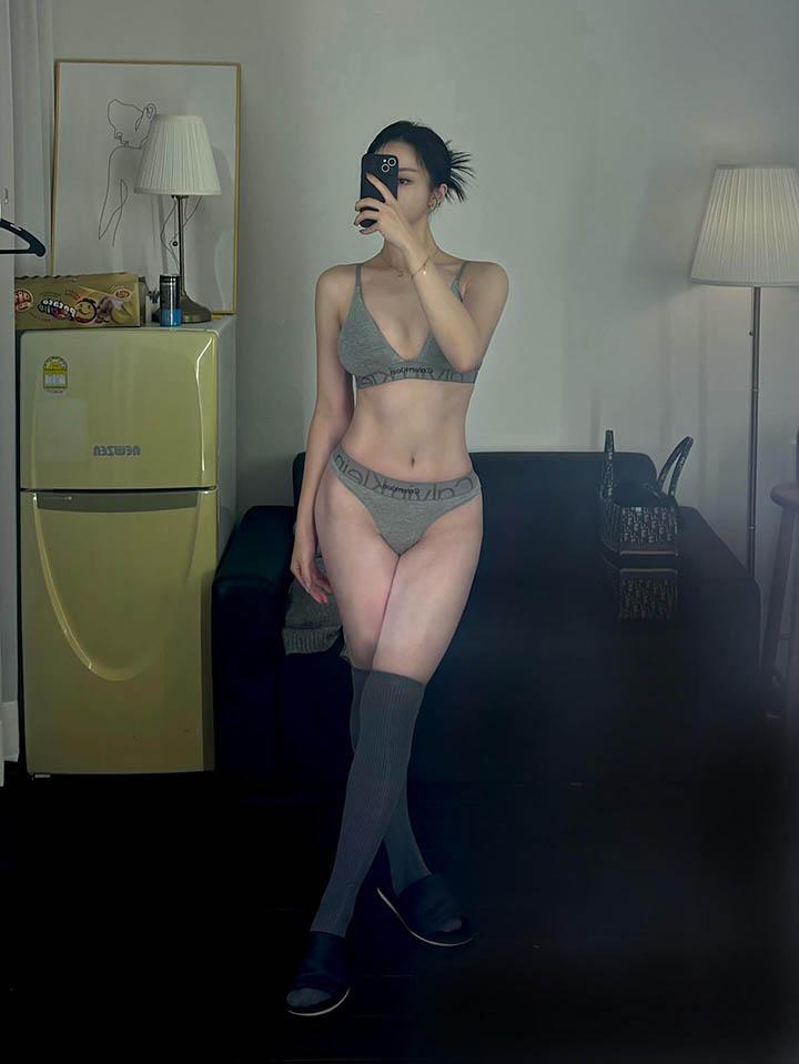 Bà chủ phòng tập Pilates hé lộ thân hình chuẩn mực, fan đua nhau đăng ký đi tập- Ảnh 2.