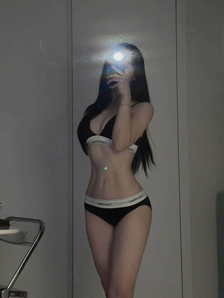 Bà chủ phòng tập Pilates hé lộ thân hình chuẩn mực, fan đua nhau đăng ký đi tập- Ảnh 7.