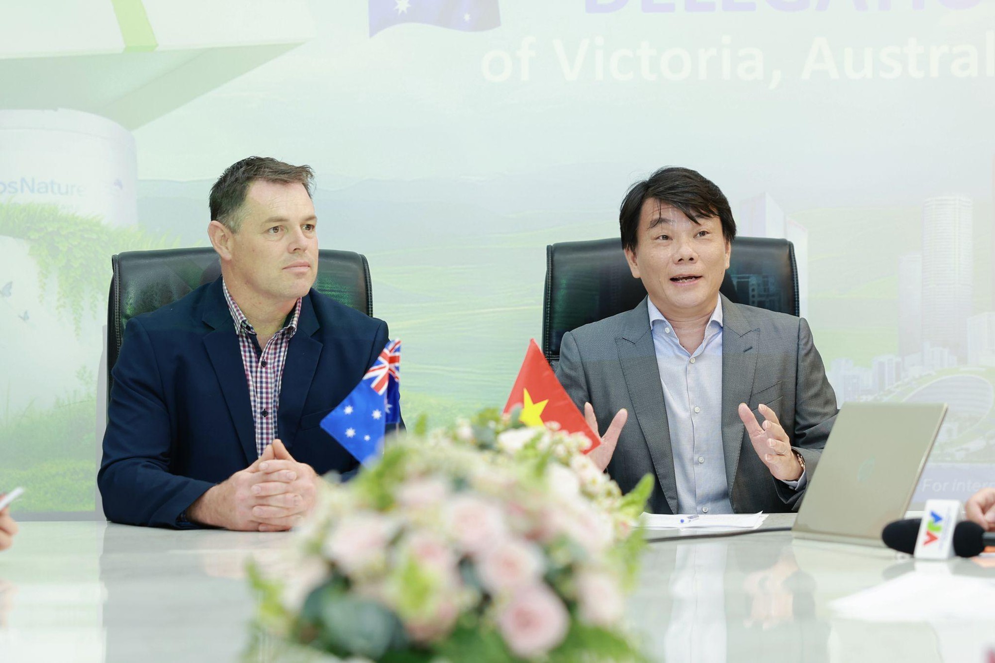 Bộ trưởng bộ tài chính bang Victoria ghé thăm Nutifood, khẳng định uy tín thương hiệu Gippsnature- Ảnh 3.