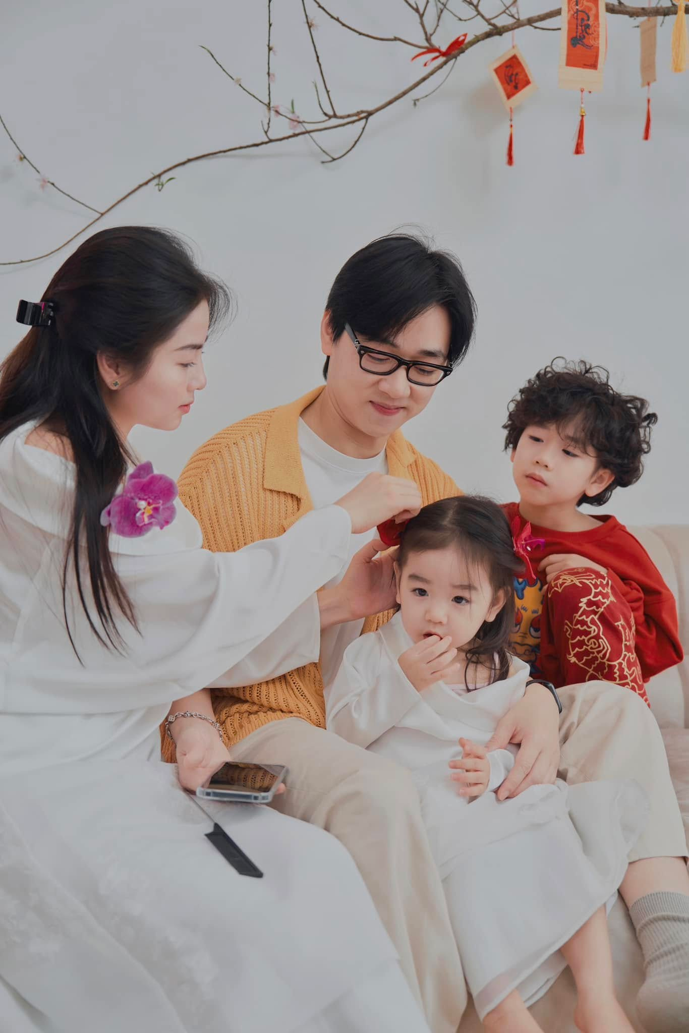 Đón tuổi lên 4, bé Bún được vi vu tận Nhật Bản, diện kimono nhẹ nhàng là thế vẫn Đón tuổi lên 4, bé Bún được vi vu tận Nhật Bản, diện kimono nhẹ nhàng là thế vẫn