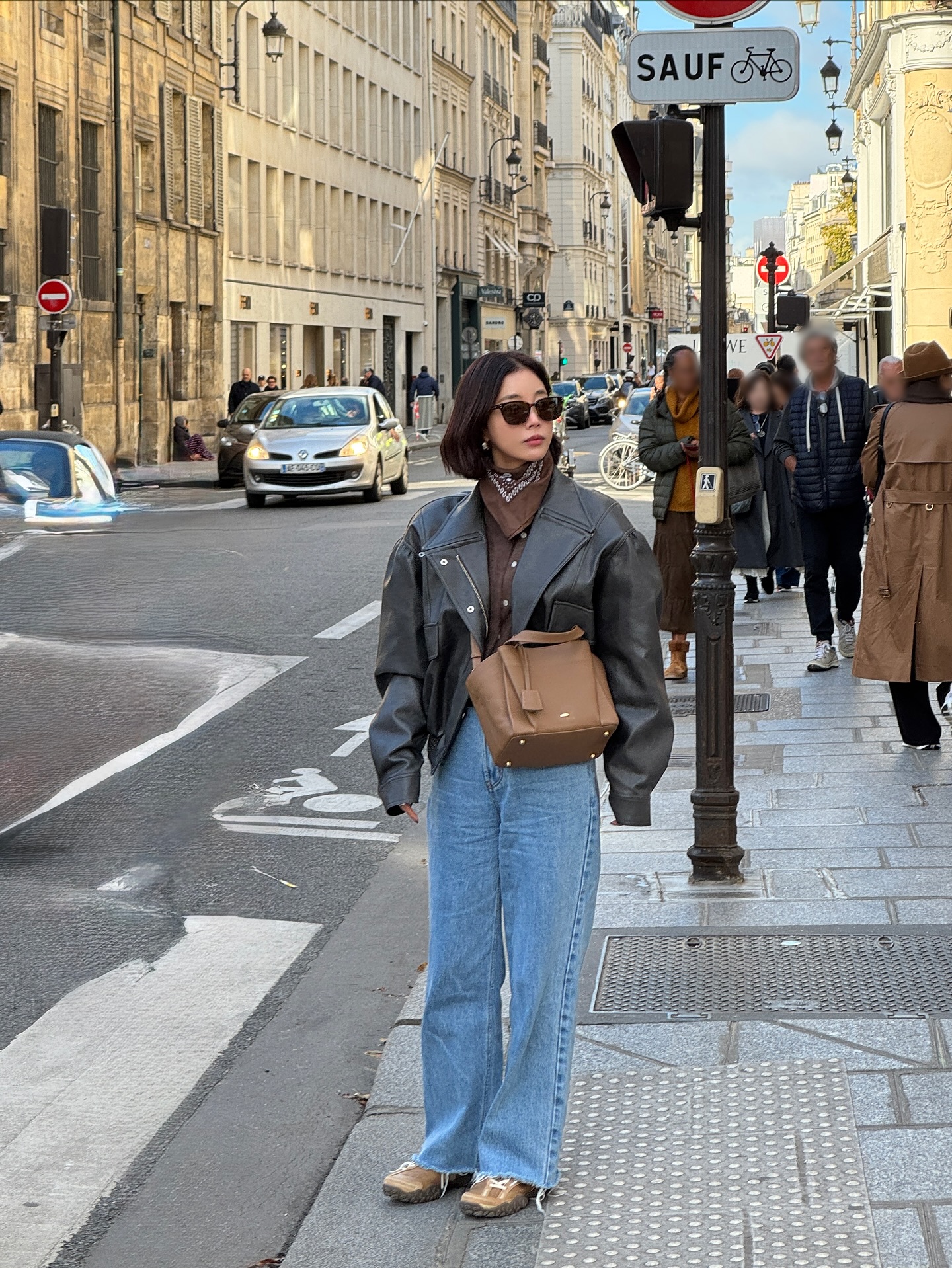 10 cách mặc quần ống rộng dành cho phụ nữ trên 40 tuổi, đẹp tới nỗi muốn diện suốt mùa đông- Ảnh 3. 10 cách mặc quần ống rộng dành cho phụ nữ trên 40 tuổi, đẹp tới nỗi muốn diện suốt mùa đông- Ảnh 3.