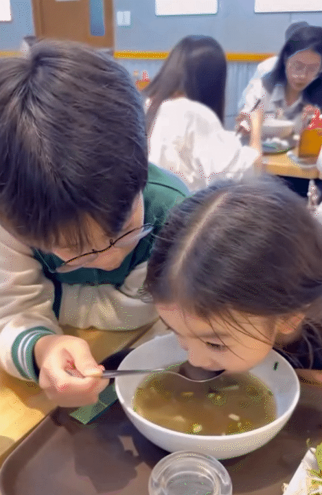 Đón tuổi lên 4, bé Bún được vi vu tận Nhật Bản, diện kimono nhẹ nhàng là thế vẫn Đón tuổi lên 4, bé Bún được vi vu tận Nhật Bản, diện kimono nhẹ nhàng là thế vẫn