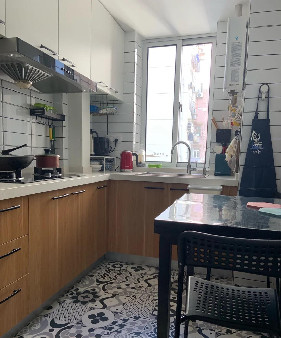 Sau khi bước vào căn nhà 29m² của một phụ nữ trung niên, tôi mới hiểu thế nào là sự yên bình thật sự- Ảnh 6. Sau khi bước vào căn nhà 29m² của một phụ nữ trung niên, tôi mới hiểu thế nào là sự yên bình thật sự- Ảnh 6.