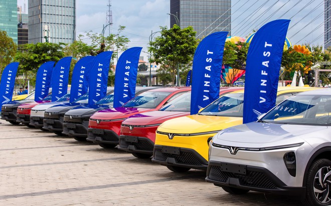 Tài xế dịch vụ xuýt xoa vì “tìm ra chân lý” với Limo Green- Ảnh 1. Tài xế dịch vụ xuýt xoa vì “tìm ra chân lý” với Limo Green- Ảnh 1.