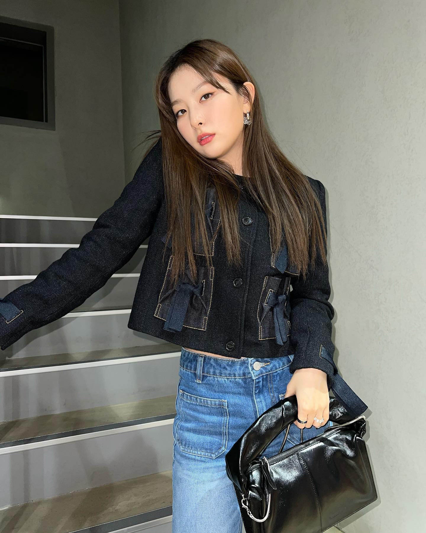 Sao nữ Hàn cao 1m61 nhưng không ai nhận ra vì style siêu tôn dáng, đẹp chuẩn fashionista- Ảnh 4. Sao nữ Hàn cao 1m61 nhưng không ai nhận ra vì style siêu tôn dáng, đẹp chuẩn fashionista- Ảnh 4.