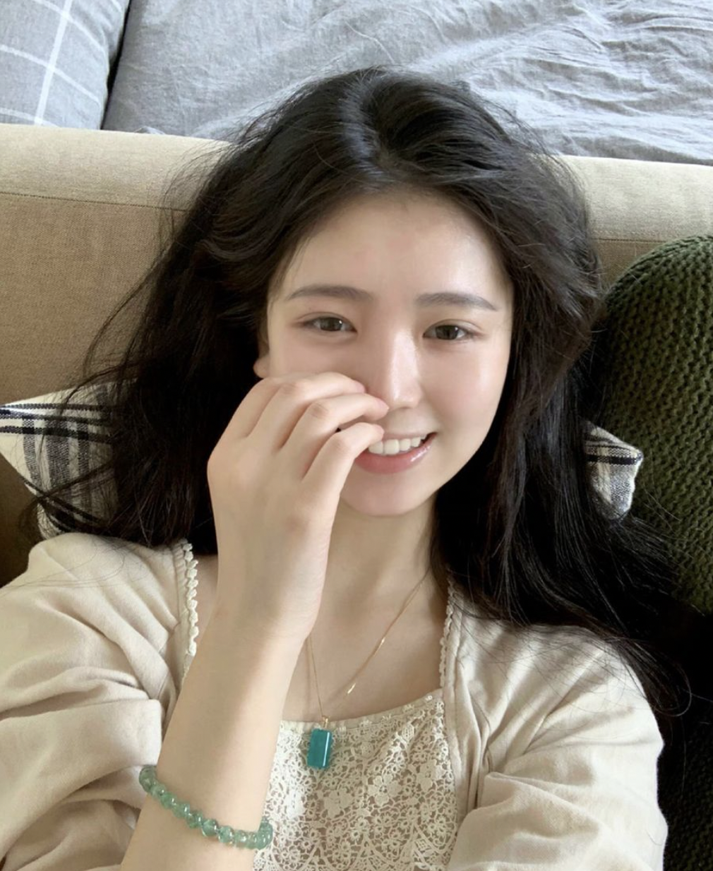 Bí quyết dưỡng nhan của Triệu Lộ Tư: Da xanh xao cũng hóa hồng hào rất đẹp!- Ảnh 2.