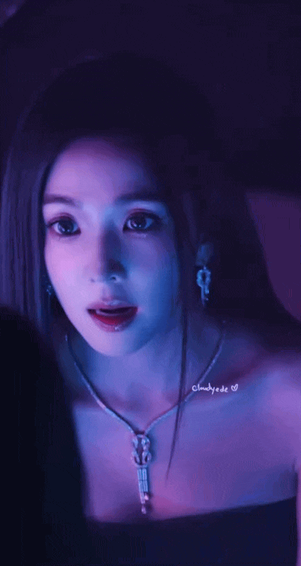 Đệ nhất mỹ nhân đẹp đến mức 11 năm không ai soán ngôi, bị tẩy chay rồi lại "quay xe" chỉ nhờ nhan sắc- Ảnh 3. Đệ nhất mỹ nhân đẹp đến mức 11 năm không ai soán ngôi, bị tẩy chay rồi lại "quay xe" chỉ nhờ nhan sắc- Ảnh 3.