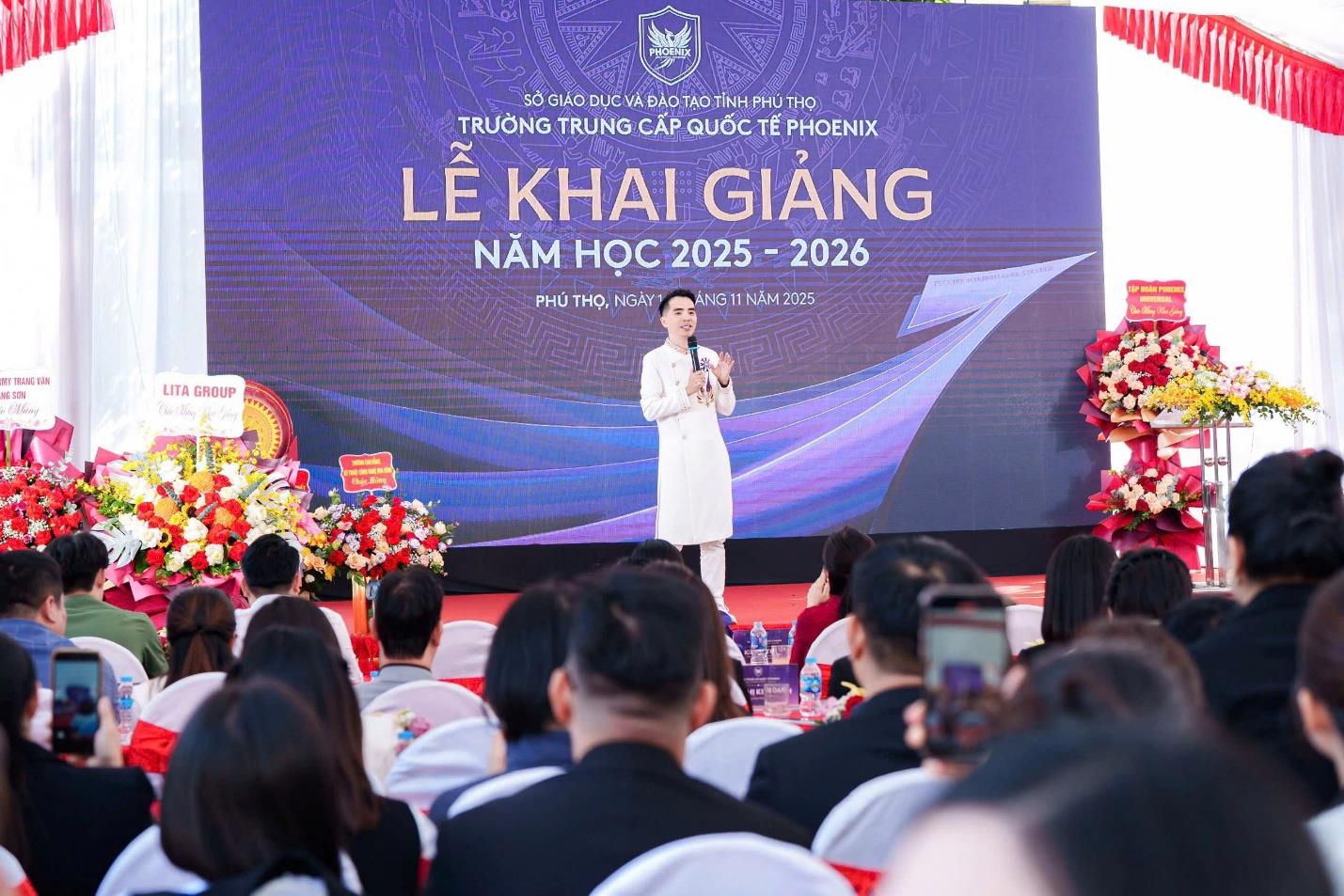 Trường Trung cấp Quốc tế Phoenix : Đào tạo chuyên biệt ngành thẩm mỹ - làm đẹp- Ảnh 3. Trường Trung cấp Quốc tế Phoenix : Đào tạo chuyên biệt ngành thẩm mỹ - làm đẹp- Ảnh 3.