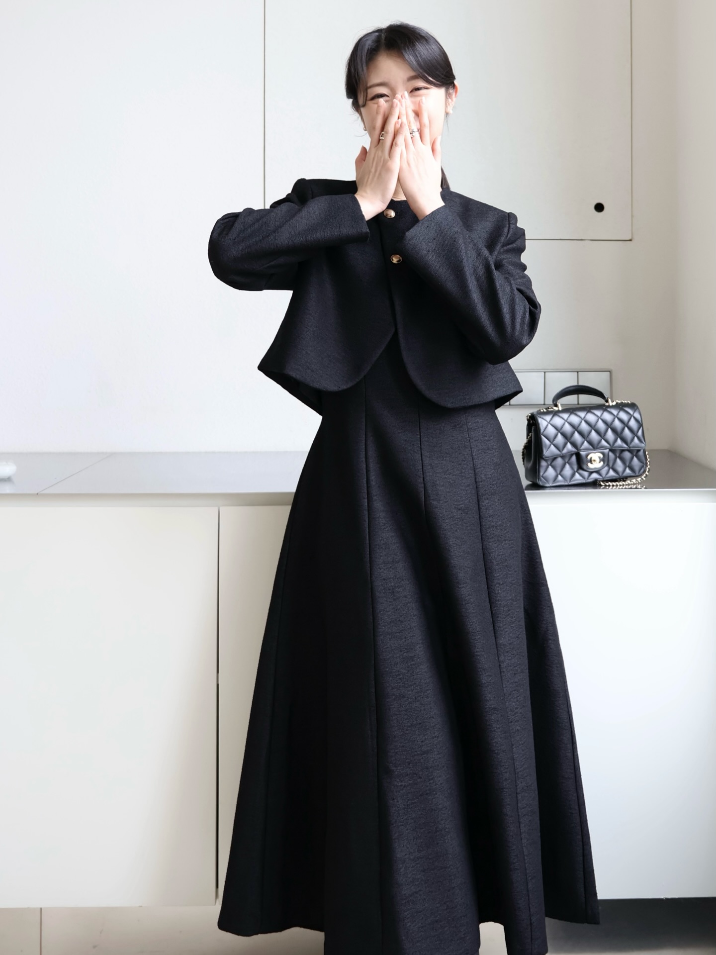 Mặc gì đi làm ngày rét mướt: 4 công thức đơn giản, đủ ấm áp mà vẫn chuẩn thanh lịch- Ảnh 10.