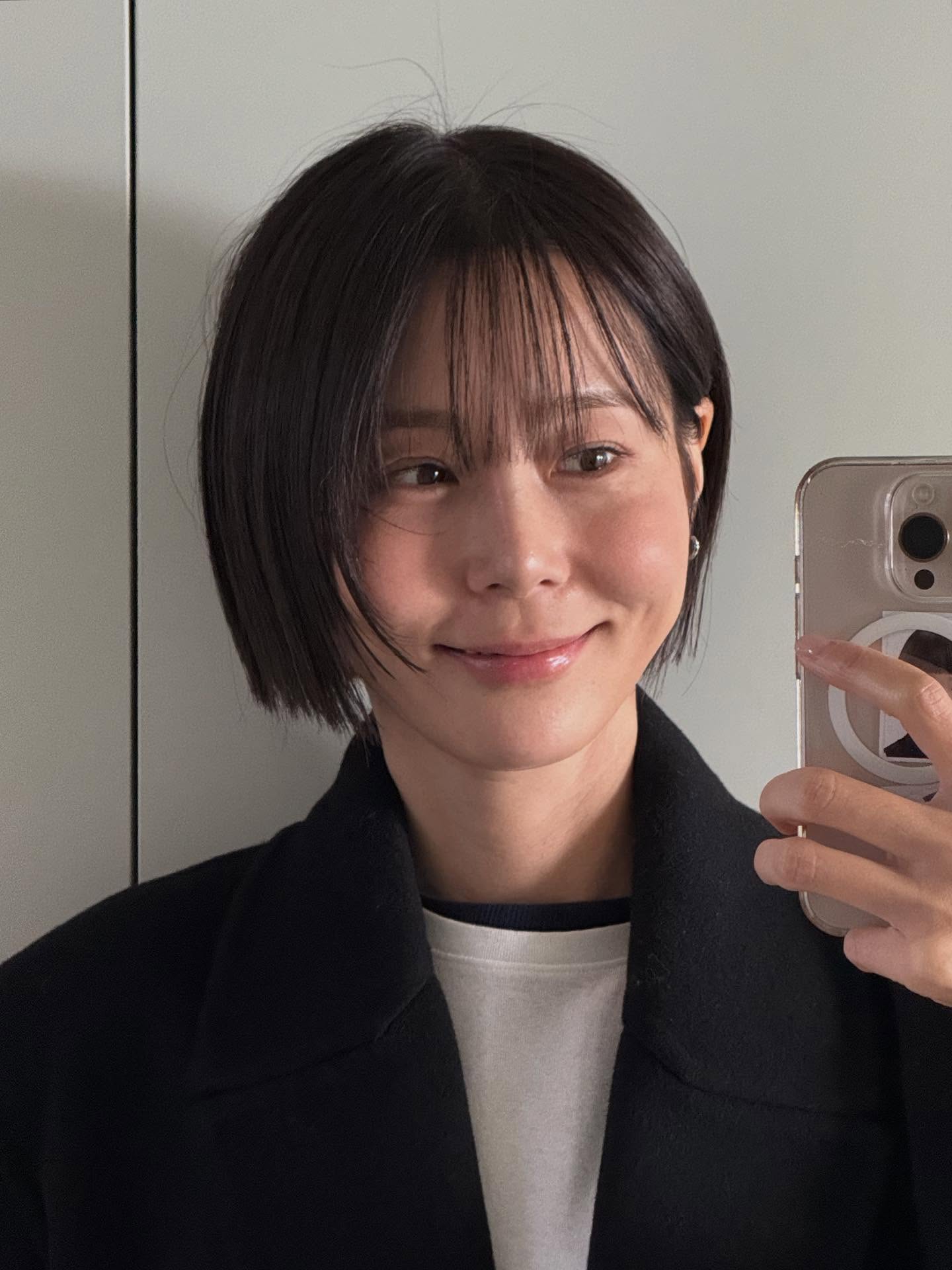 Hiện tại không tìm được kiểu tóc nào đẹp hơn 5 mẫu tóc ngắn này, phụ nữ 40+ cắt lại càng sang- Ảnh 7.