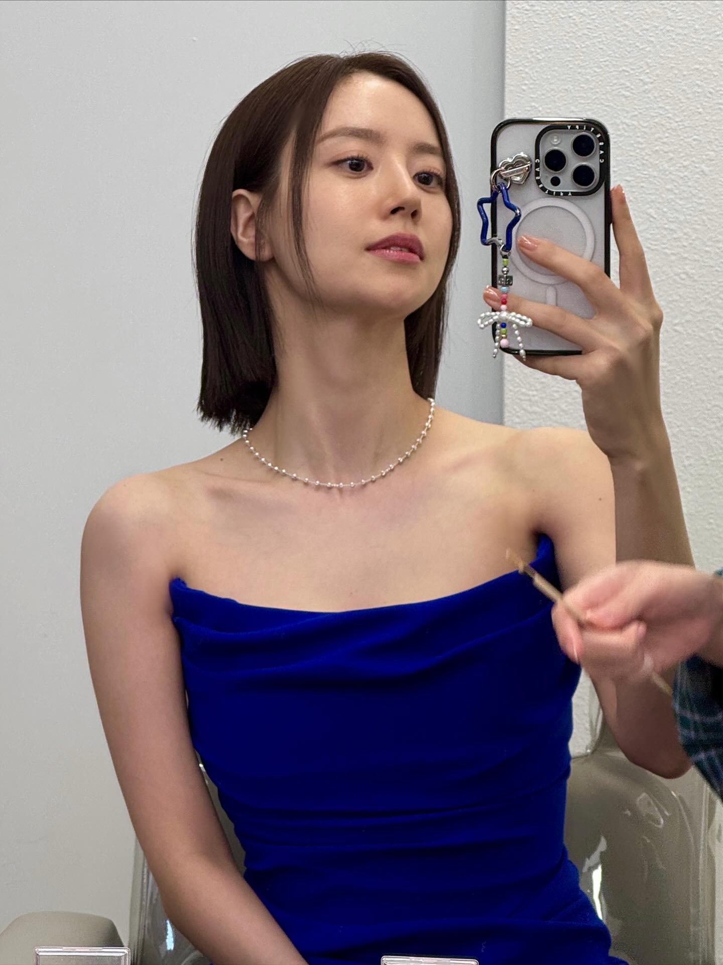 Hiện tại không tìm được kiểu tóc nào đẹp hơn 5 mẫu tóc ngắn này, phụ nữ 40+ cắt lại càng sang- Ảnh 6.