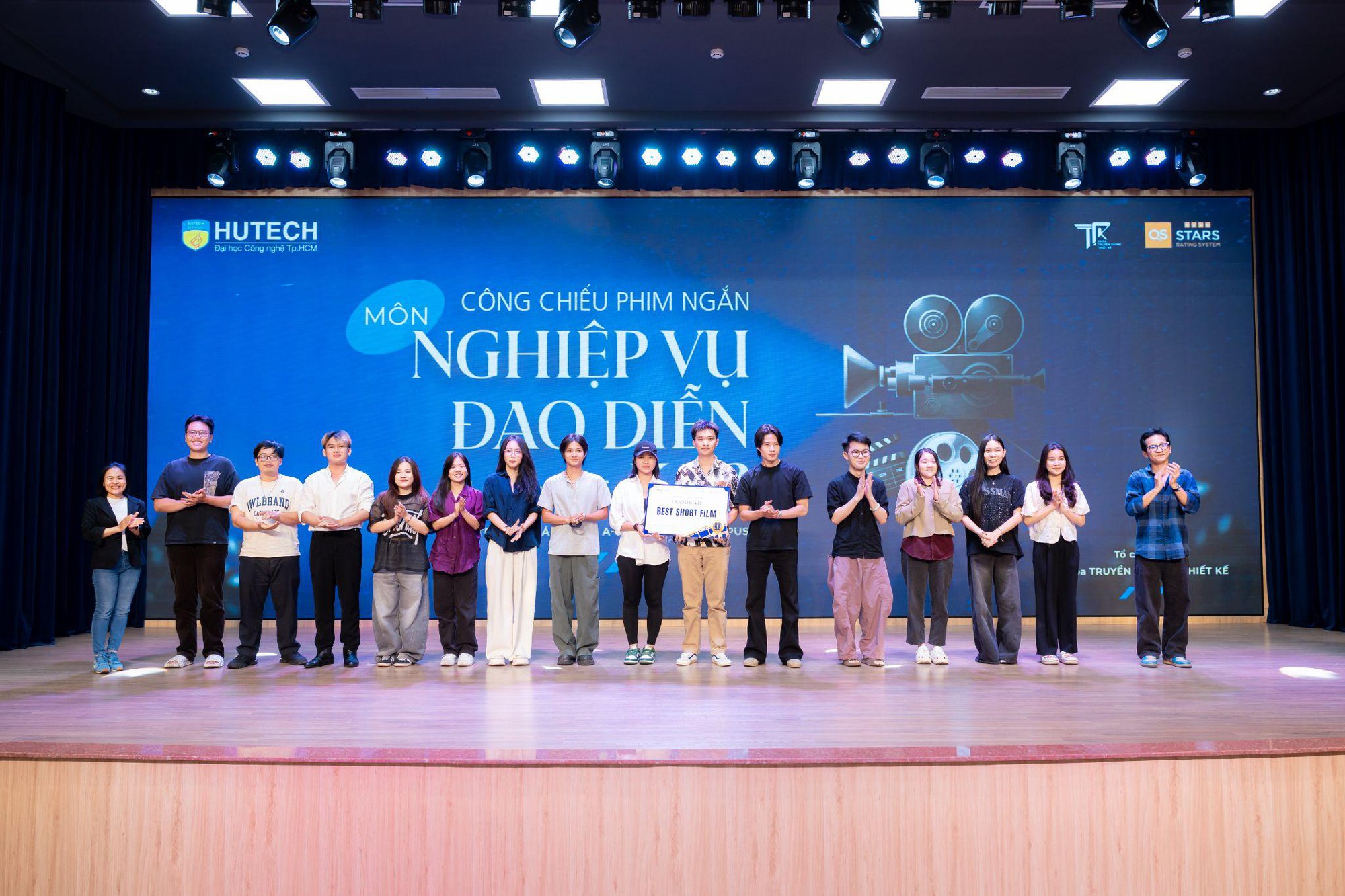 Giảng viên là chuyên gia doanh nghiệp: Lợi thế để sinh viên HUTECH “chạm” thị trường sớm- Ảnh 3. Giảng viên là chuyên gia doanh nghiệp: Lợi thế để sinh viên HUTECH “chạm” thị trường sớm- Ảnh 3.