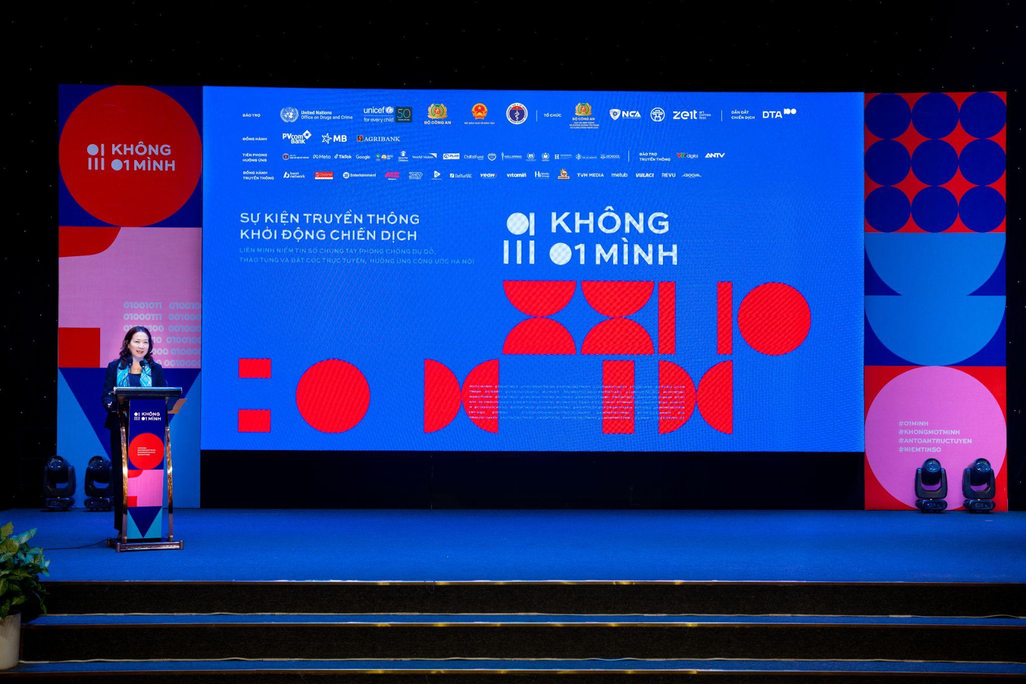 PVcomBank đồng hành cùng chiến dịch “Không Một Mình” hướng tới một không gian trực tuyến an toàn- Ảnh 5.