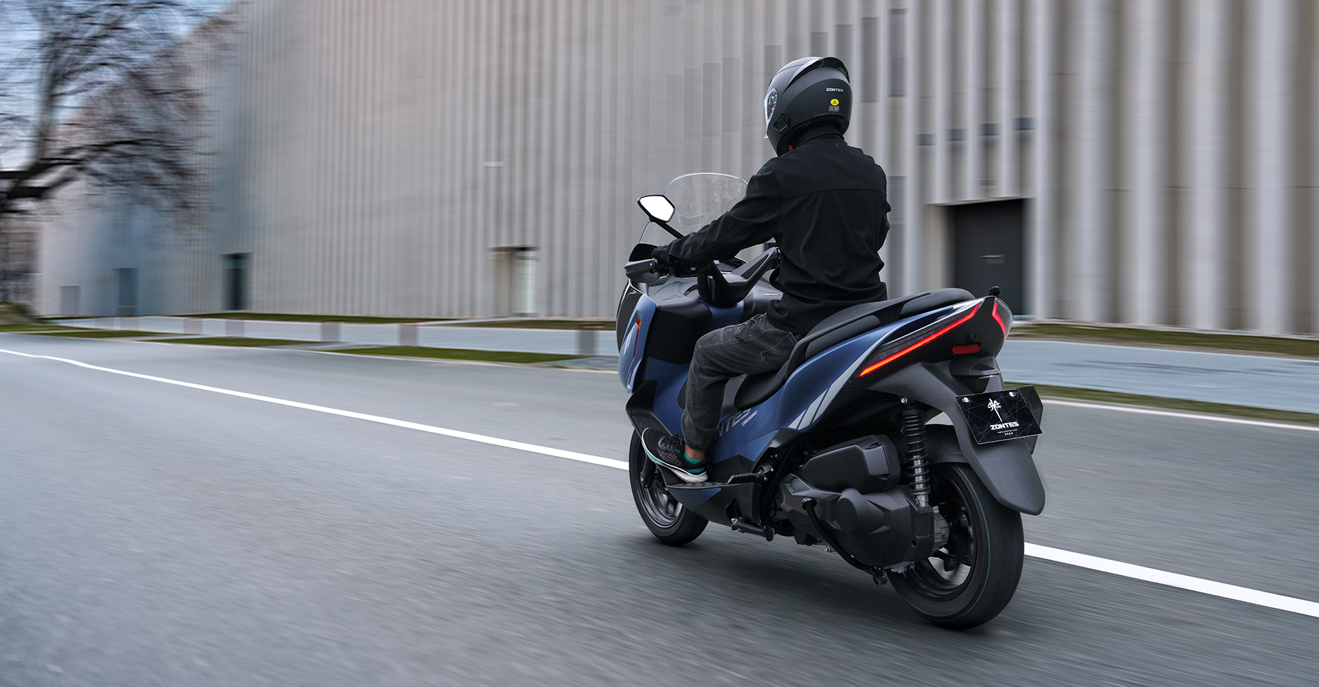 Xe ga chuyên phượt của Honda vừa về VN đã gặp khó: Đối thủ ra mắt 2 xe 'trang bị tận răng' giá rẻ hơn- Ảnh 9. Xe ga chuyên phượt của Honda vừa về VN đã gặp khó: Đối thủ ra mắt 2 xe 'trang bị tận răng' giá rẻ hơn- Ảnh 9.