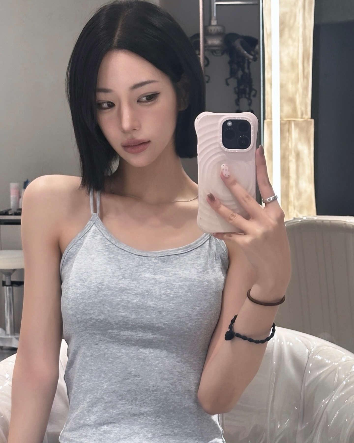 5 kiểu tóc ngắn hack tuổi tốt nhất hiện tại, trẻ ra vài tuổi là thật- Ảnh 6.