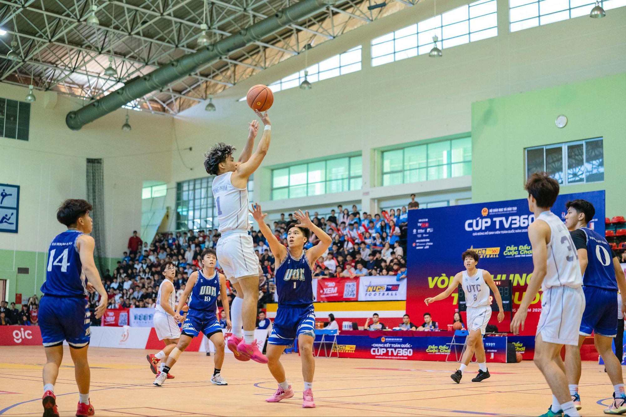 Đại học Giao thông Vận tải: "Người về nhì vĩ đại" tại giải Bóng rổ sinh viên toàn quốc - Cúp TV360- Ảnh 2. Đại học Giao thông Vận tải: "Người về nhì vĩ đại" tại giải Bóng rổ sinh viên toàn quốc - Cúp TV360- Ảnh 2.