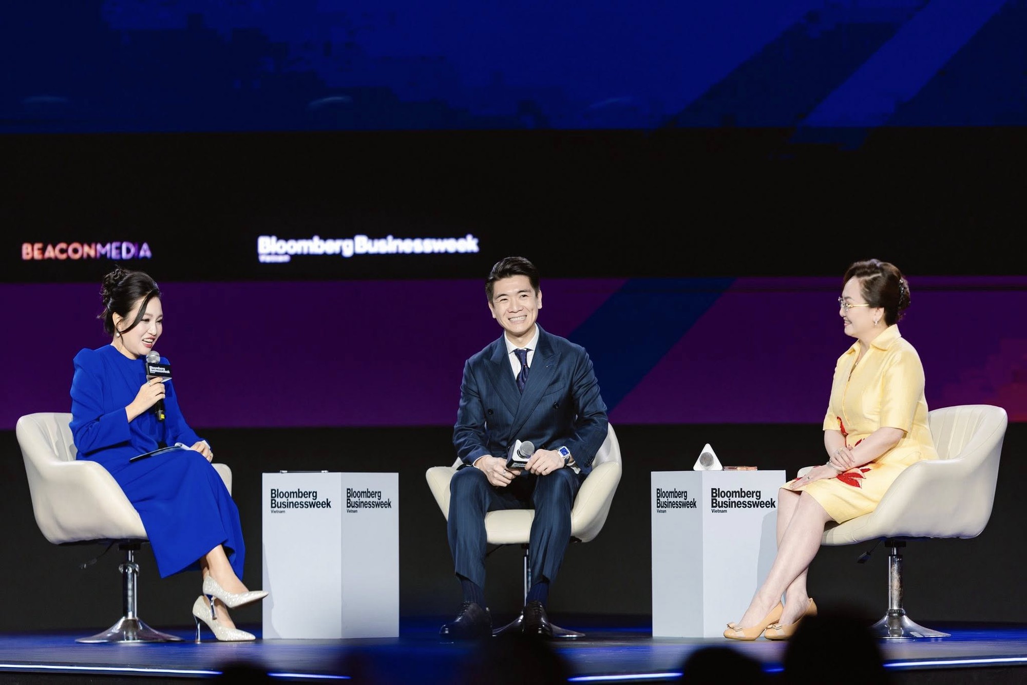 Tư duy lãnh đạo trẻ và hành trình đưa SHB bứt phá, dẫn đầu trong kỷ nguyên mới- Ảnh 2. Tư duy lãnh đạo trẻ và hành trình đưa SHB bứt phá, dẫn đầu trong kỷ nguyên mới- Ảnh 2.