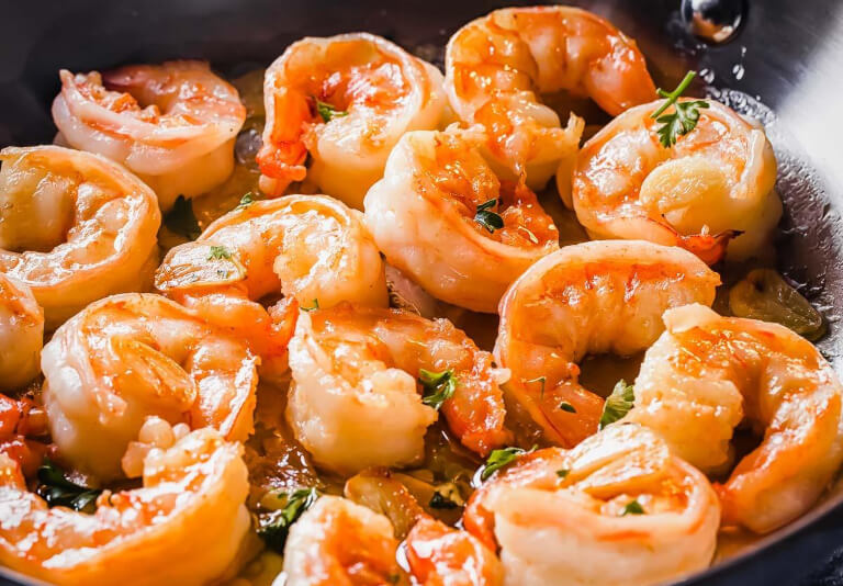 Đừng coi thường! 4 món rẻ tiền này chính là "thần dược" dưỡng xương khớp và bảo vệ đôi chân tuổi già!- Ảnh 2.