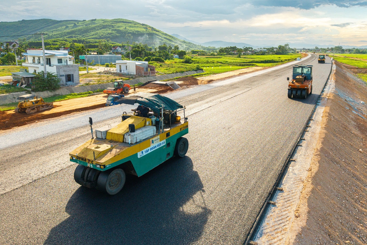 Đèo Cả (HHV) lãi ròng gần 477 tỷ đồng sau 9 tháng, hoàn thành 86% kế hoạch năm- Ảnh 2.