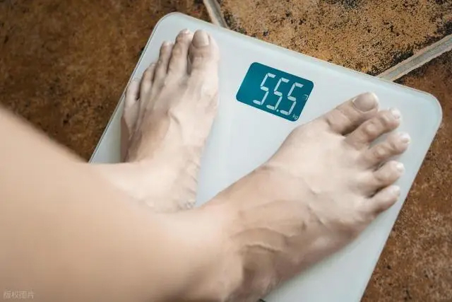 Trong ngày có 2 thời điểm vàng cám dỗ, nếu không ăn gì lúc đó bạn sẽ đốt mỡ, giảm cân nhanh!- Ảnh 1.