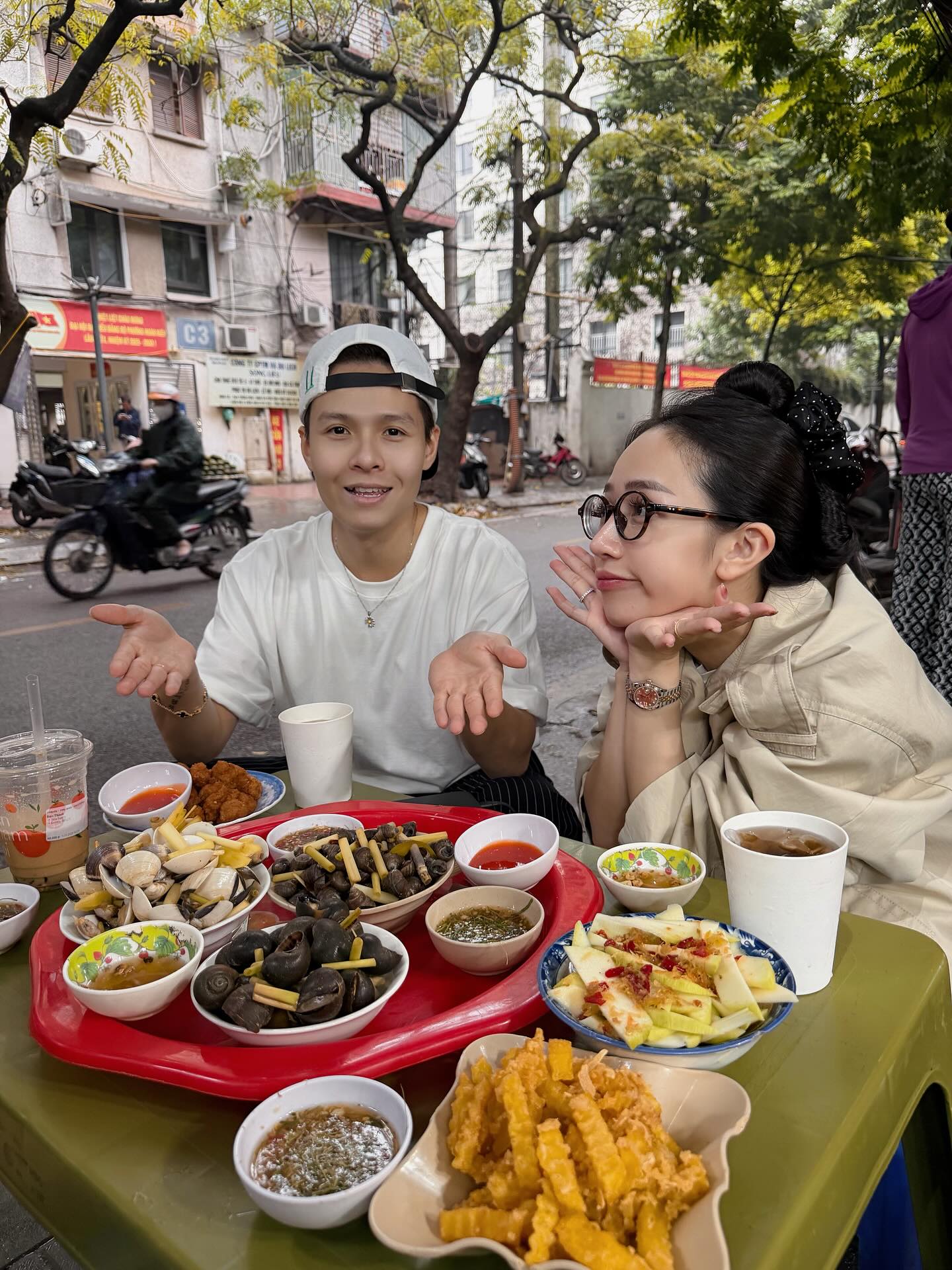 Gấp đôi sự xinh đẹp và giàu có: Nàng Wag Doãn Hải My và hotmom Joyce Phạm hẹn nhau 