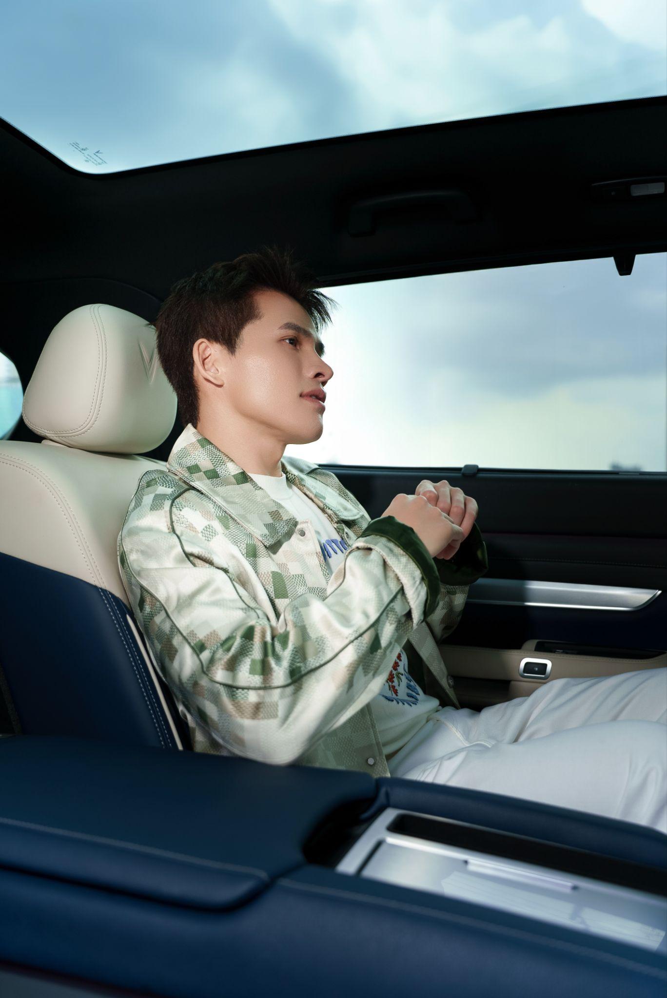 VF 9 & VinFast - Chuẩn mực đẳng cấp của trải nghiệm, đồng hành cùng SKYNote 2025- Ảnh 1.