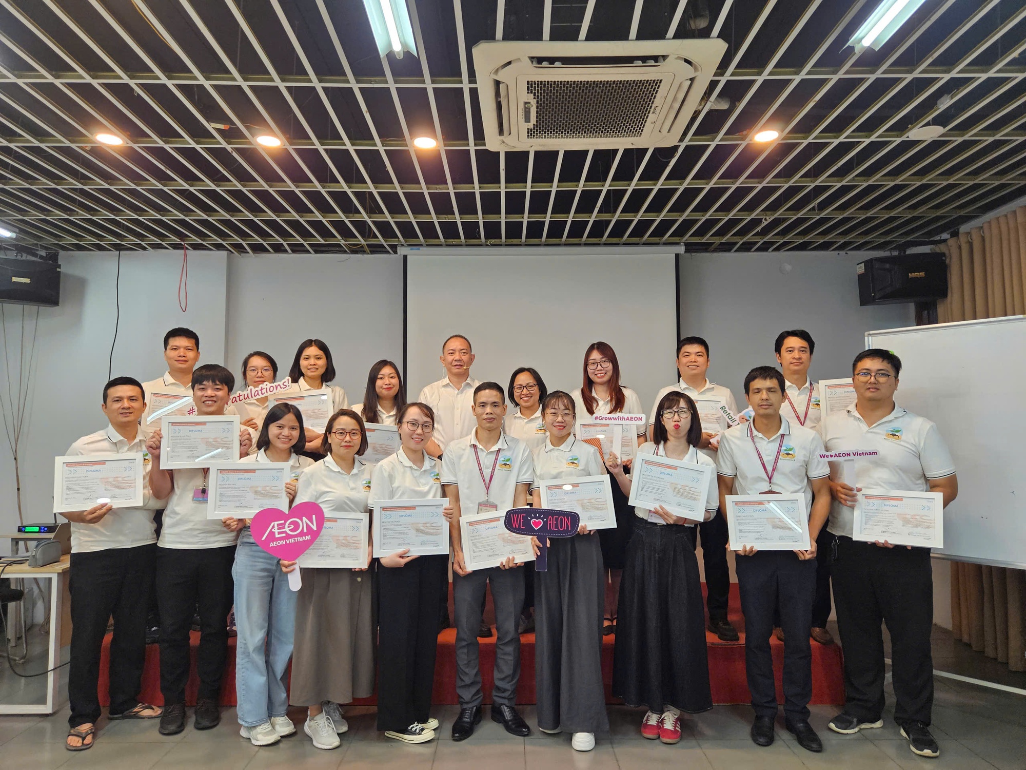 AEON vào Top 10 Nơi Làm Việc tốt nhất Việt Nam- Ảnh 3.