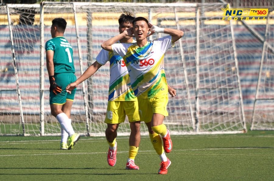 Bách Ka bùng nổ tại VCK: Cầu thủ nhỏ con ‘gánh team’ Huế với 3 bàn sau 2 trận khiến khán giả dậy sóng- Ảnh 1.