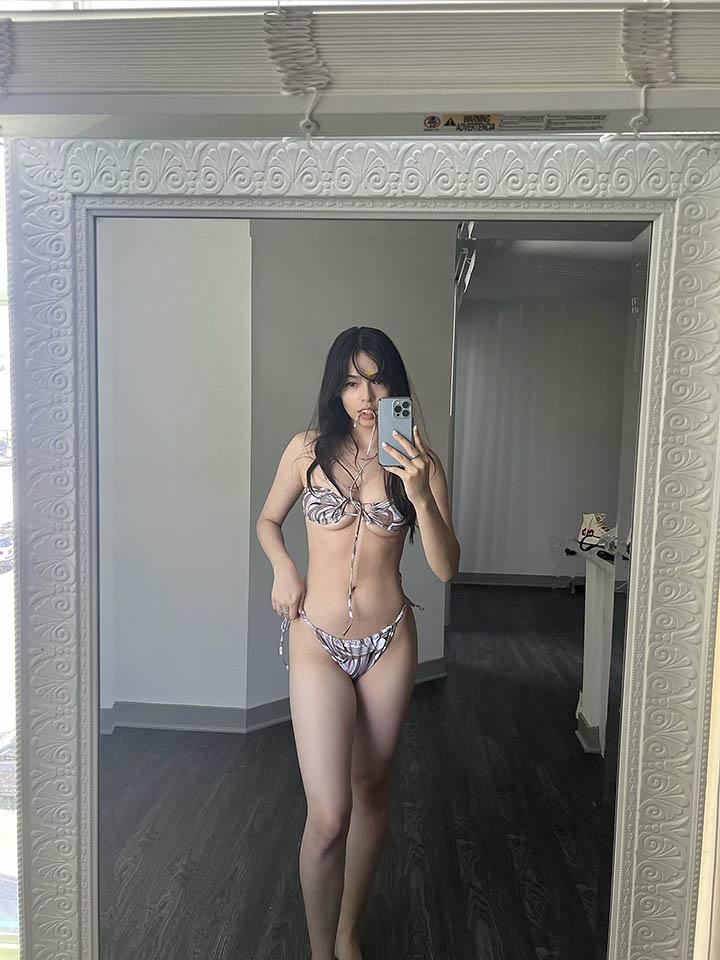 Khoe thân hình “lấp ló” bên bãi biển, hot girl gây bão với gần 10 triệu lượt xem trong 24 giờ- Ảnh 6.