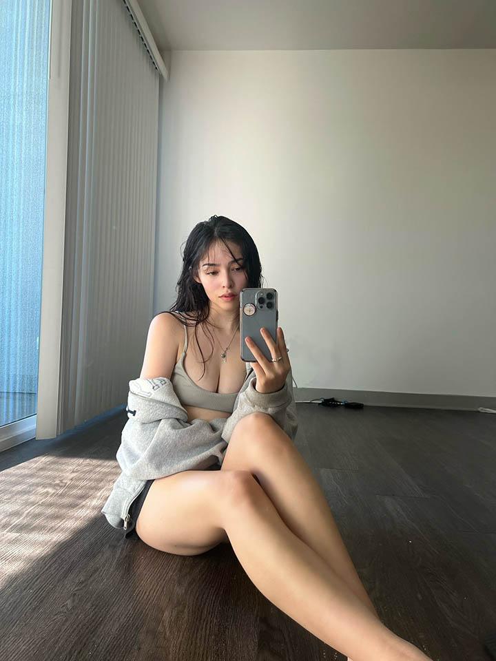 Khoe thân hình “lấp ló” bên bãi biển, hot girl gây bão với gần 10 triệu lượt xem trong 24 giờ- Ảnh 7.