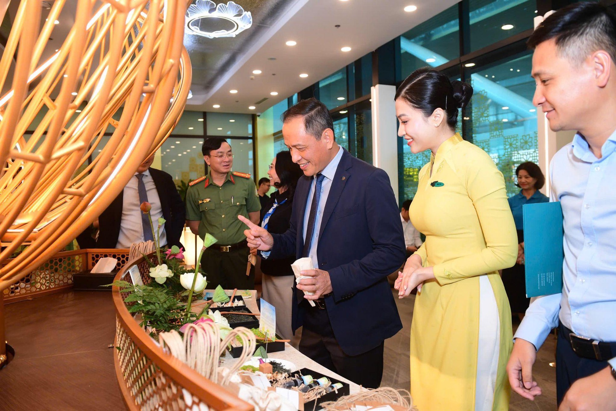 Hệ sinh thái mùi hương “Nhã”: Vietnam Airlines tạo dấu ấn thương hiệu khác biệt trên hành trình đạt chuẩn 5 sao- Ảnh 8.
