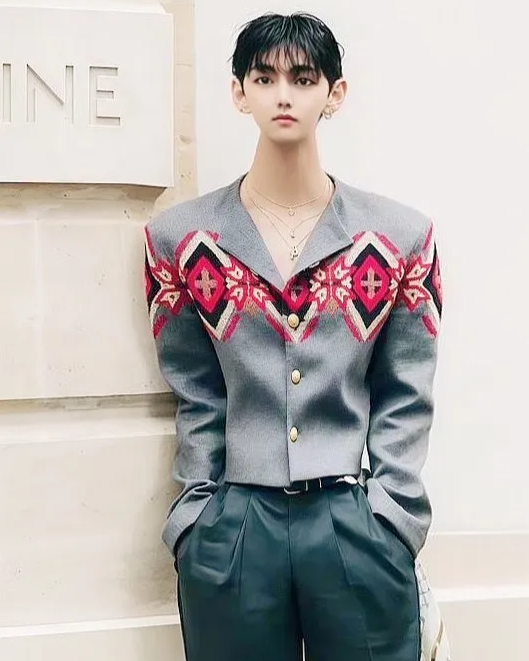 Tiêu chuẩn sắc đẹp "dị dạng" của dân Hàn chỉ một idol đáp ứng được- Ảnh 4.