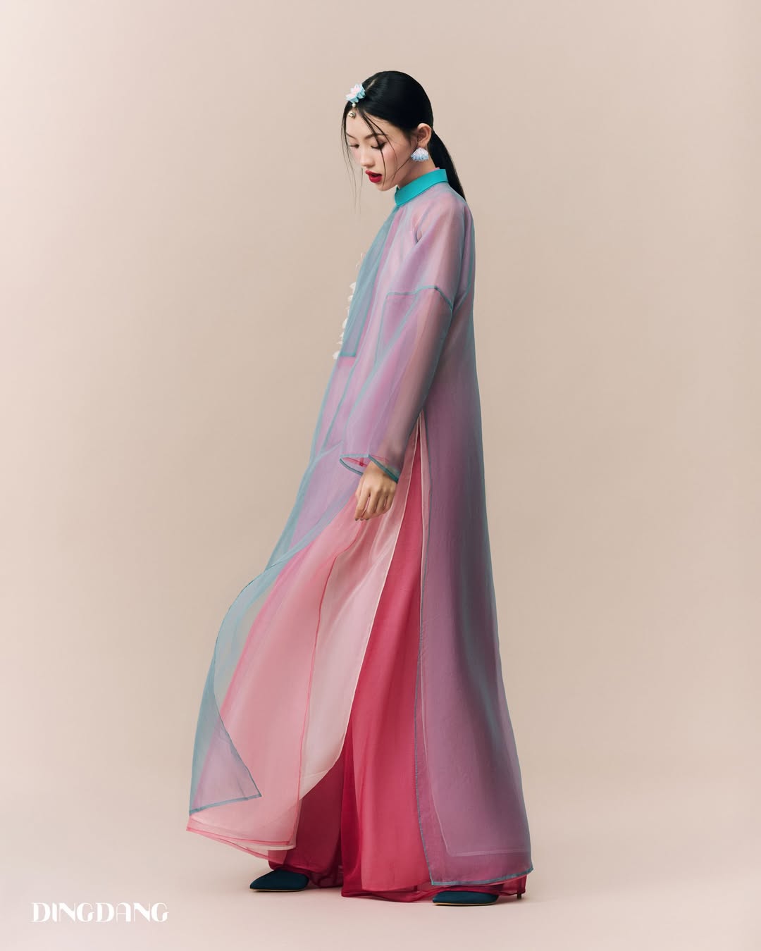 Hòa Minzy đâm đầu vào thị phi- Ảnh 8. Hòa Minzy đâm đầu vào thị phi- Ảnh 8.