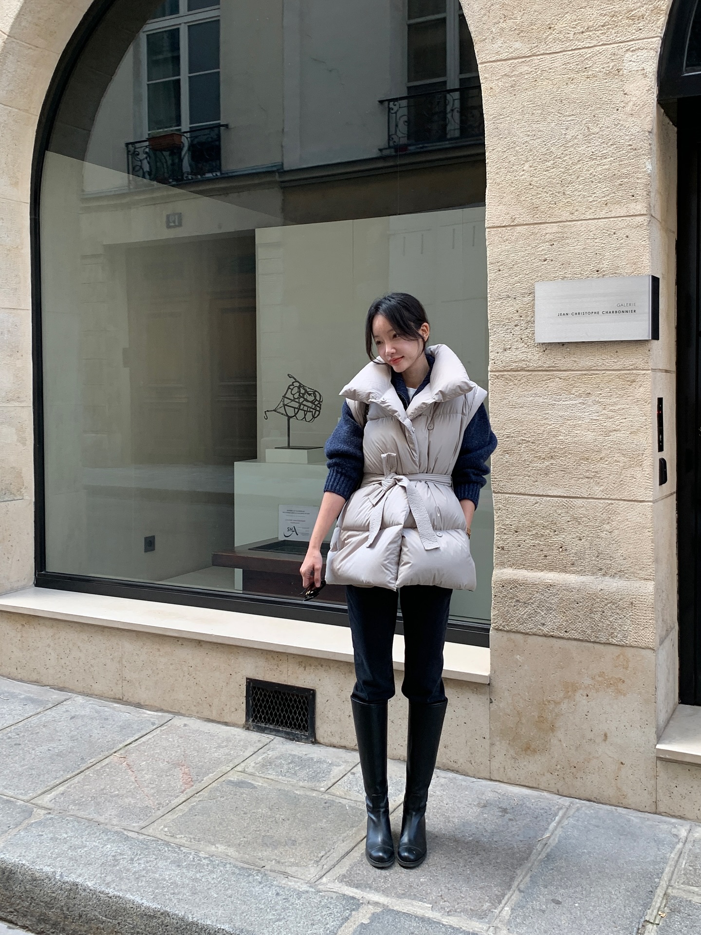 4 công thức diện đồ mùa đông kéo chân dài "miên man"- Ảnh 4.