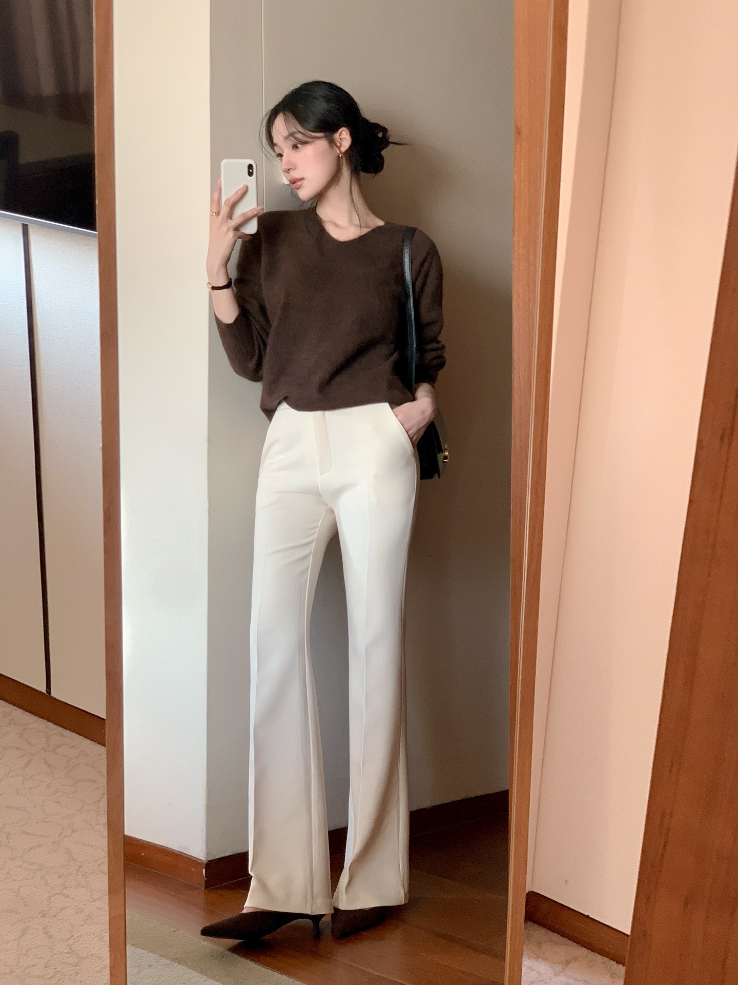 4 công thức diện đồ mùa đông kéo chân dài "miên man"- Ảnh 8.