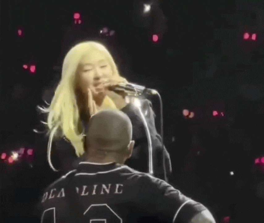 Thành viên hát hay nhất BLACKPINK xin lỗi- Ảnh 1. Thành viên hát hay nhất BLACKPINK xin lỗi- Ảnh 1.