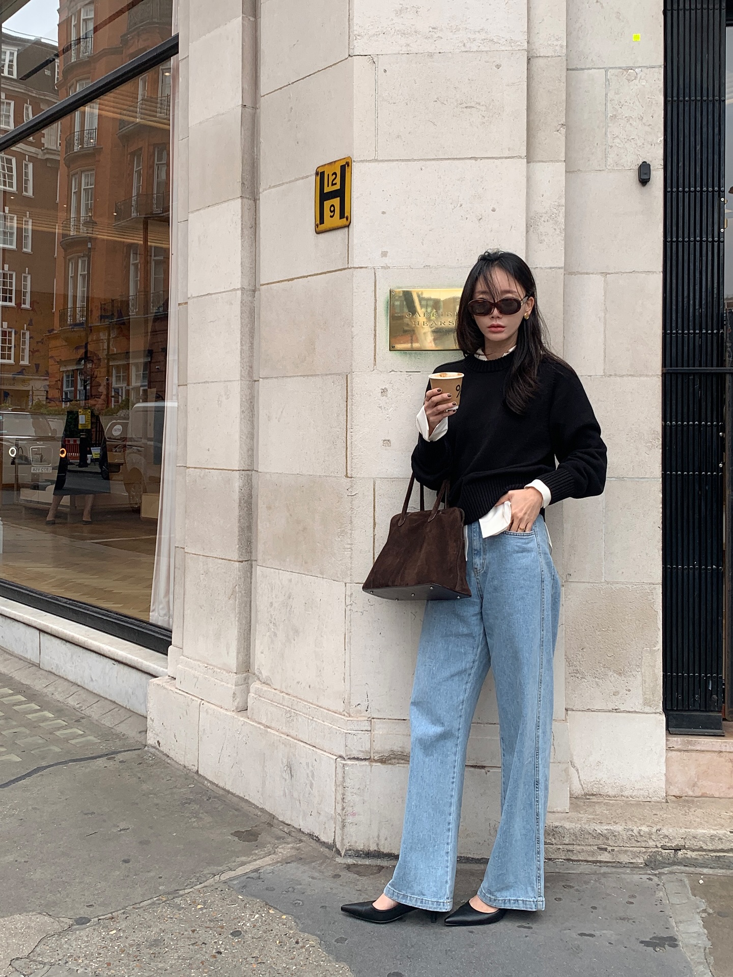 4 mẫu quần công sở này chuẩn thanh lịch, nhưng cũng hack tuổi đỉnh nhất- Ảnh 7. 4 mẫu quần công sở này chuẩn thanh lịch, nhưng cũng hack tuổi đỉnh nhất- Ảnh 7.