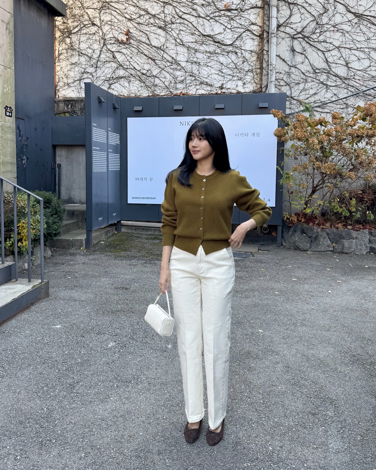 4 mẫu quần công sở này chuẩn thanh lịch, nhưng cũng hack tuổi đỉnh nhất- Ảnh 11. 4 mẫu quần công sở này chuẩn thanh lịch, nhưng cũng hack tuổi đỉnh nhất- Ảnh 11.