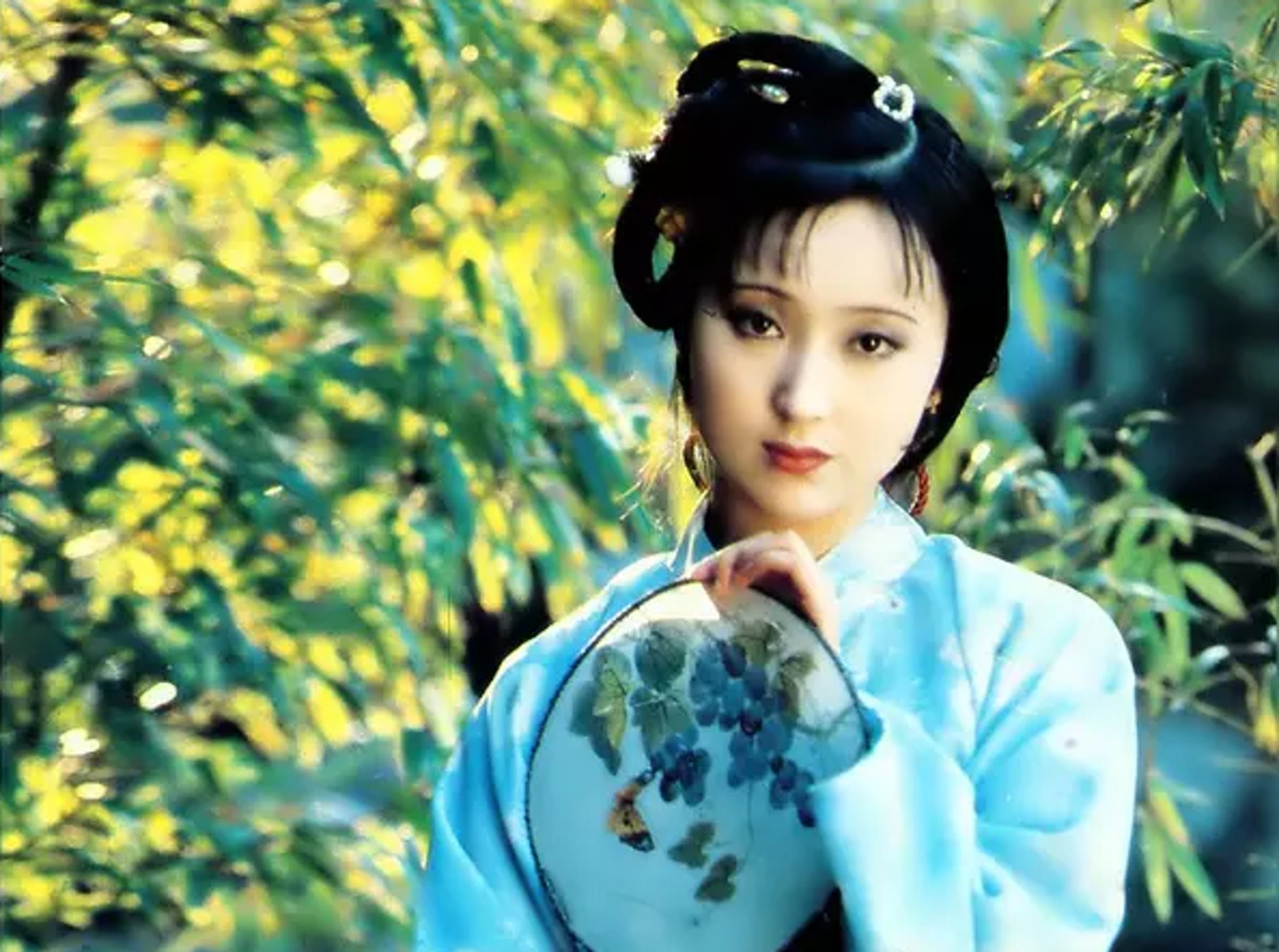 Phụ nữ thời nay mà cứ yêu và sống như Lâm Đại Ngọc chỉ có khổ mạt kiếp- Ảnh 1.