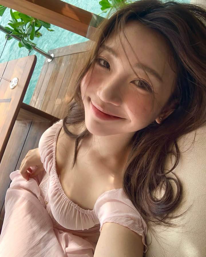 Hot girl 2k4 sở hữu nhan sắc ngây thơ nhưng body đẹp như nữ thần Hy Lạp- Ảnh 8.