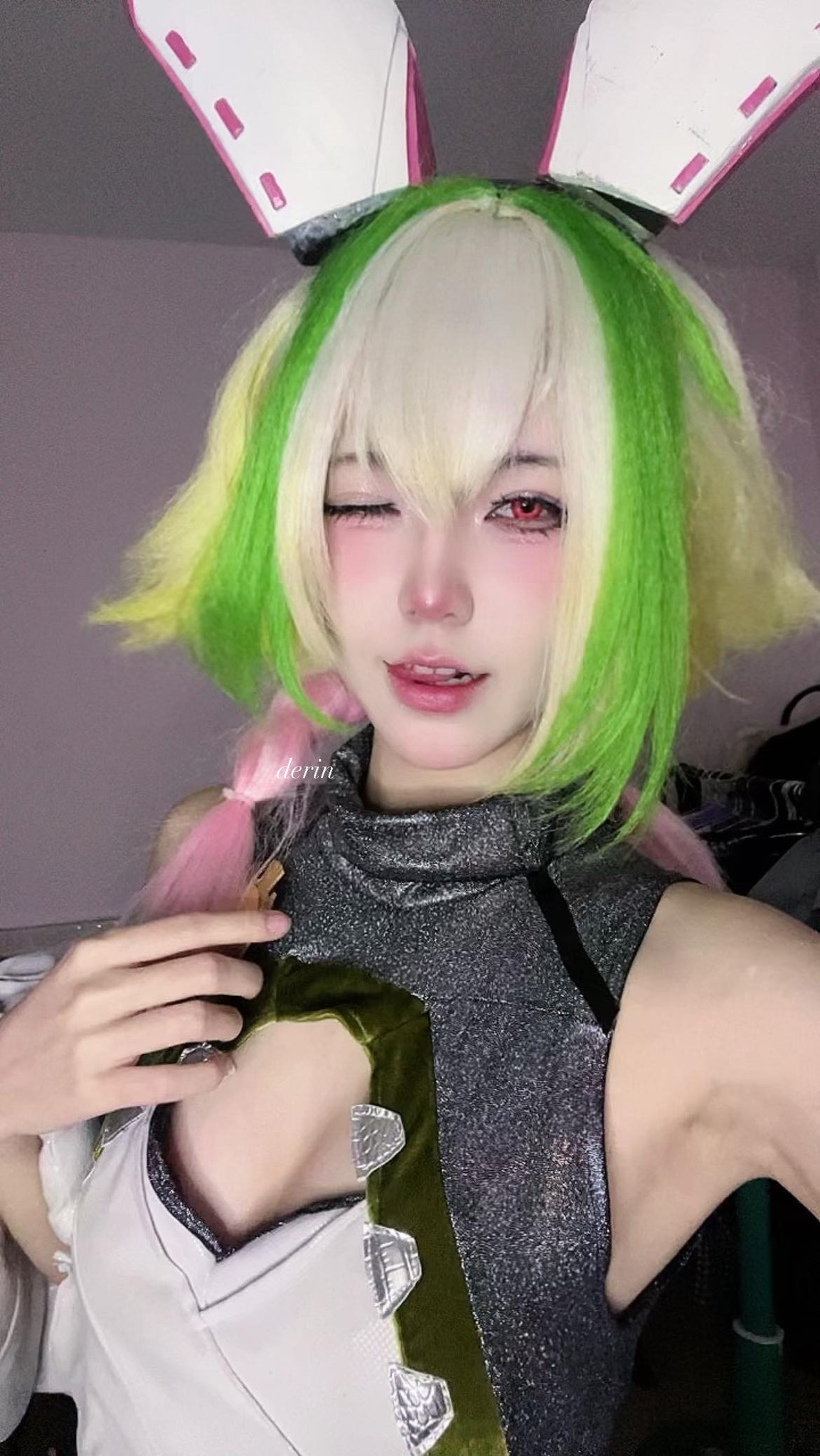 photo-1763997287438 photo-1763997287438