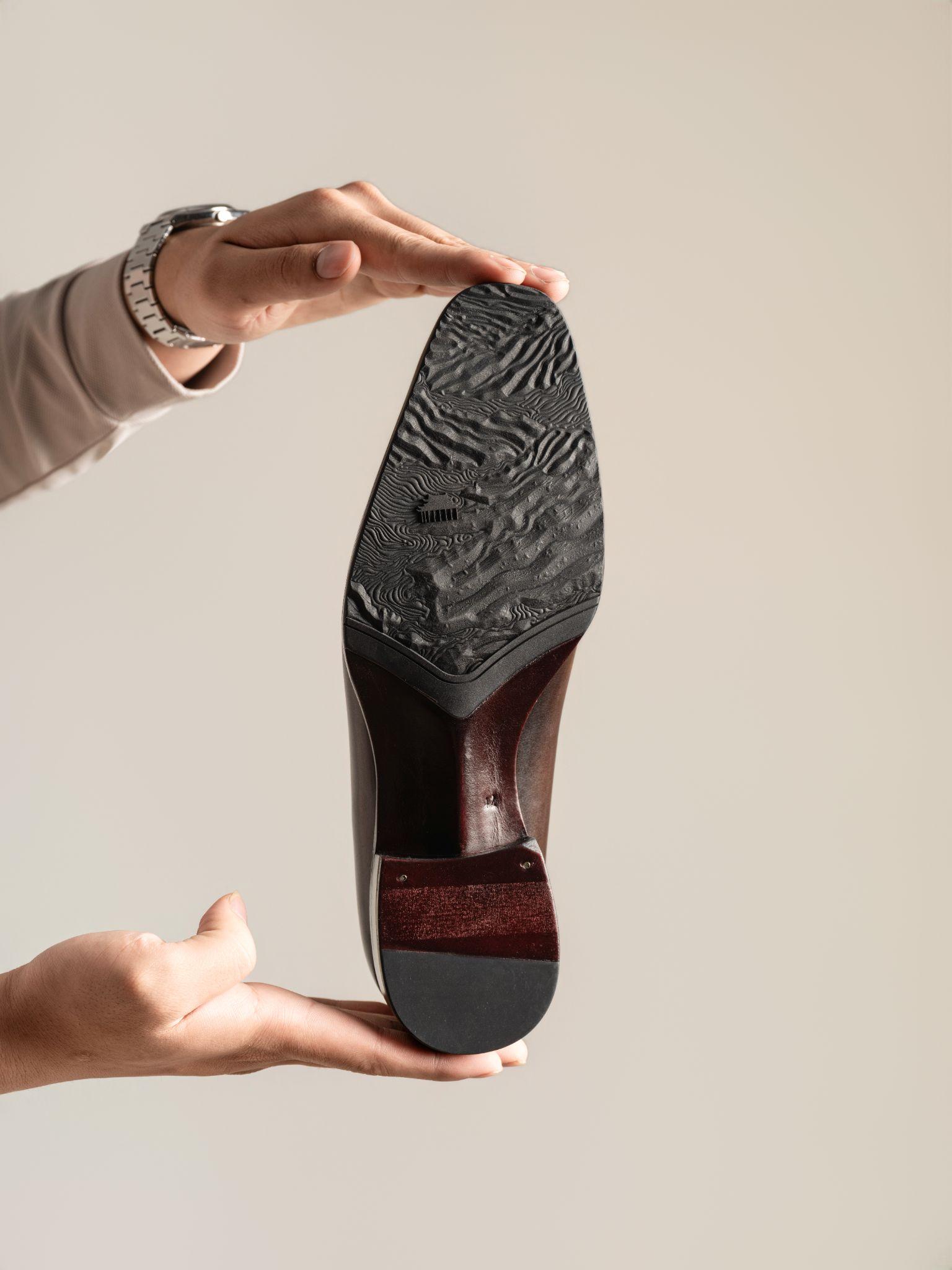 Aristino đưa bước chân di sản tiếp nối huyền thoại Việt Nam- Ảnh 3.