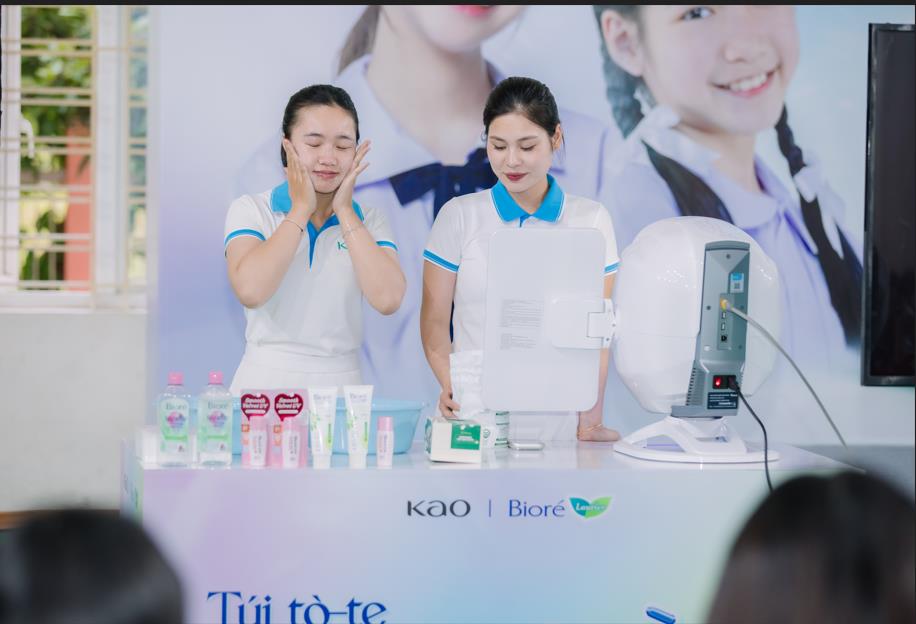 Học cách yêu bản thân tuổi dậy thì cùng “Túi tò-te diệu kỳ - Dzậy Thì LOJÌEM”- Ảnh 4.