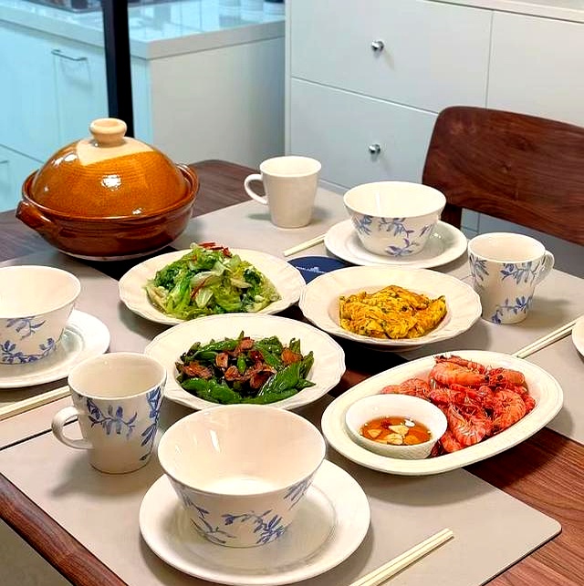 53 tuổi, người phụ nữ này sống kỷ luật đến mức khó tin và tài chính tăng đều từng tháng nhờ 10 thói quen nhỏ- Ảnh 2.