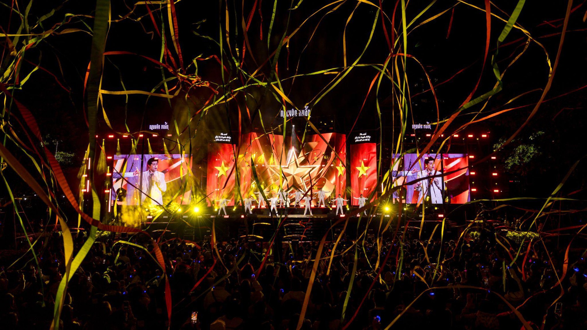 "Vẹn nguyên xuân trên tóc thầy" - Concert tri ân đặc biệt chạm vào giá trị văn hoá để kết nối các thế hệ- Ảnh 10.