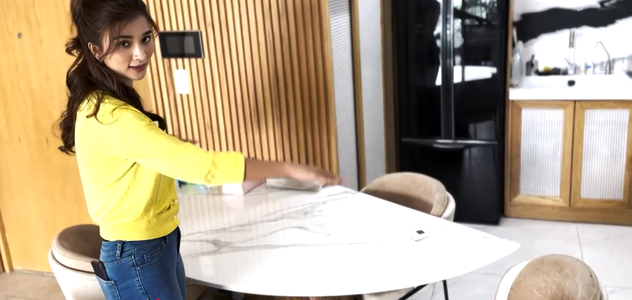 Lựa chọn táo bạo trong phòng ngủ của NSƯT đẹp nhất Việt Nam làm mẹ đơn thân năm 21 tuổi- Ảnh 5.