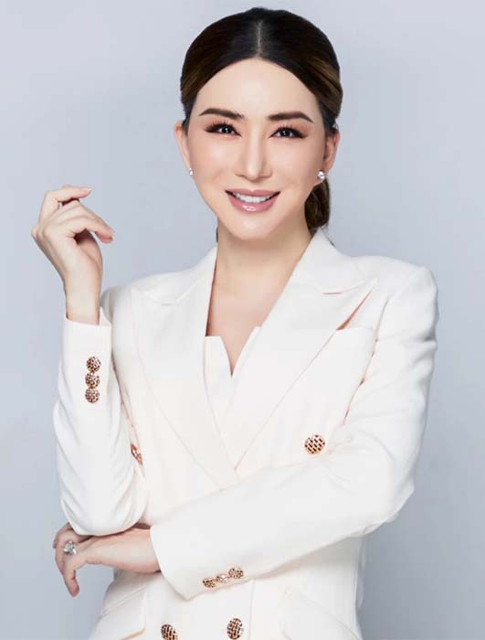 Lật tẩy cuộc đào tẩu cùng 4.900 tỷ của nữ tỷ phú Hoa hậu Hoàn vũ, "trùm cuối" đứng sau lộ diện- Ảnh 3. Lật tẩy cuộc đào tẩu cùng 4.900 tỷ của nữ tỷ phú Hoa hậu Hoàn vũ, "trùm cuối" đứng sau lộ diện- Ảnh 3.