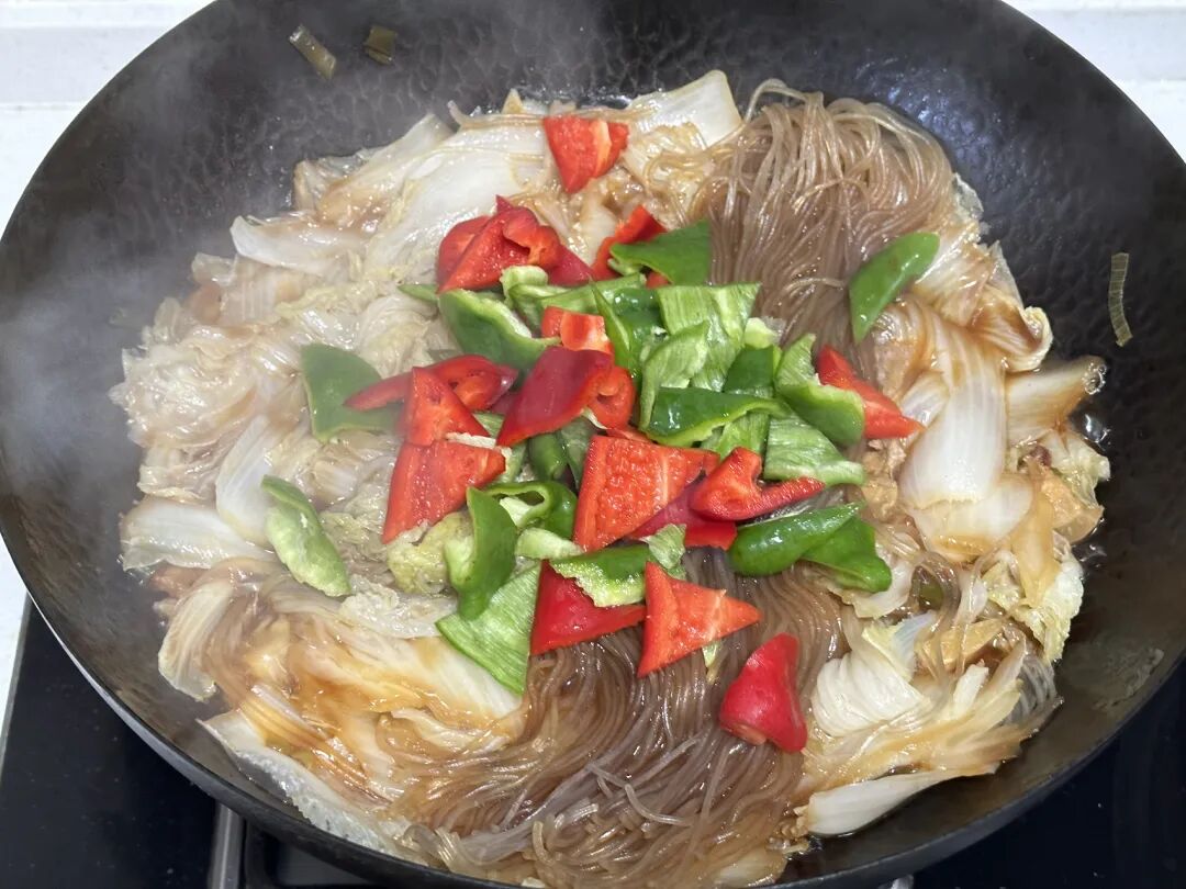 Hôm nào mà lười nấu nướng thì cứ làm món ăn này: Đơn giản nhưng ngon hết nấc!- Ảnh 4.